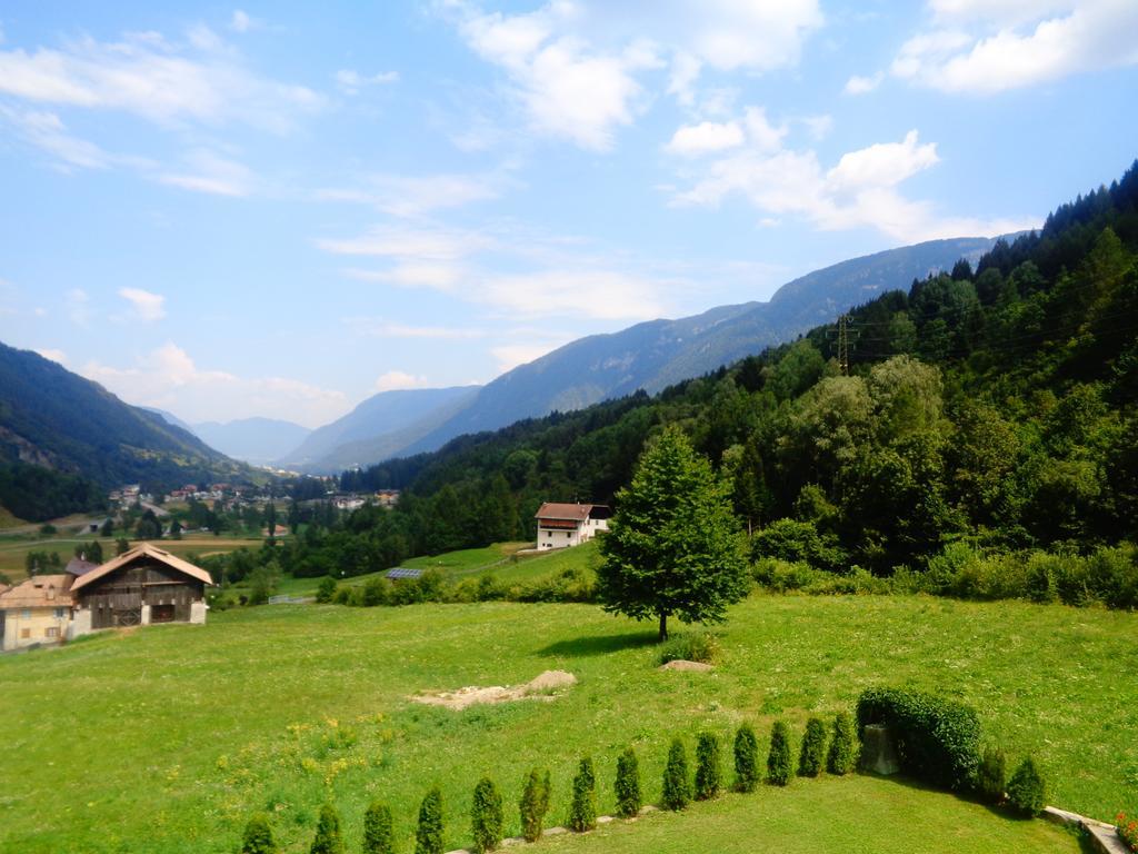 Appartamenti Penasa Renato Commezzadura Exteriér fotografie